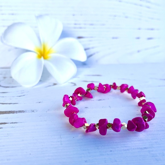 Gemstone Stretch Bracelet - Rose Turquoise - Picture 3 of 3